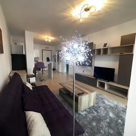 Central Apartment Apartman