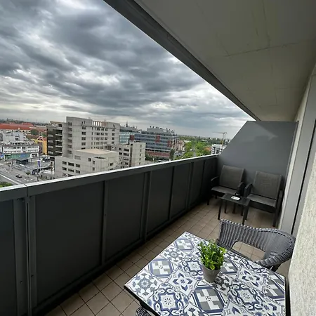 公寓 Central Apartment 蒂米什瓦拉