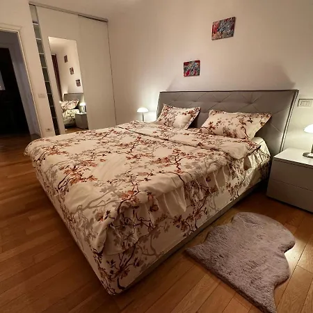 Central Apartment Апартаменты *